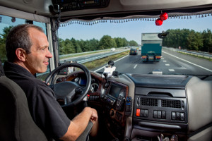 DLL | enOverviewTruckDriverSmiling300x200