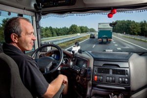 DLL | enOverviewTruckDriverSmiling300x200